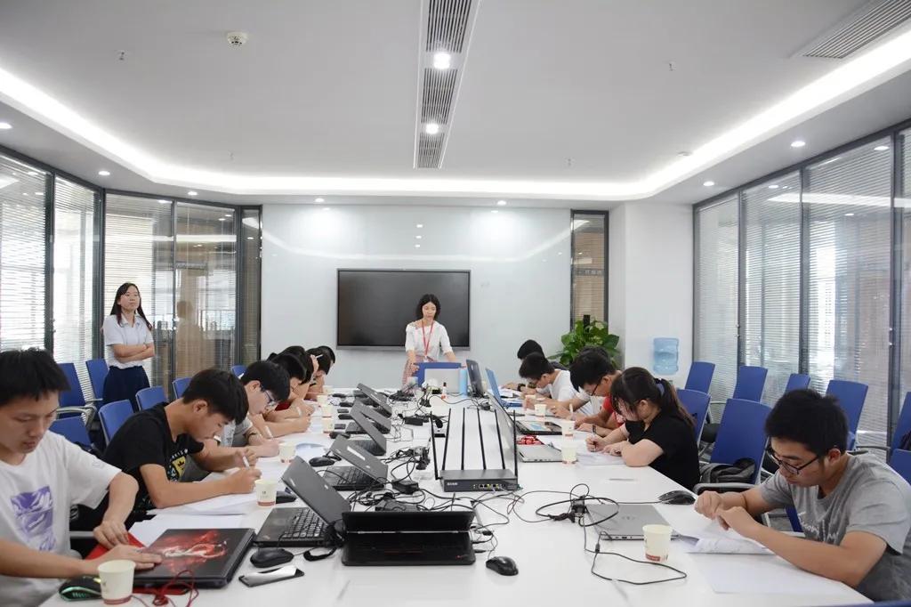 卓景京丨百里挑一，“职”想要你，海典软件专场招聘会来啦