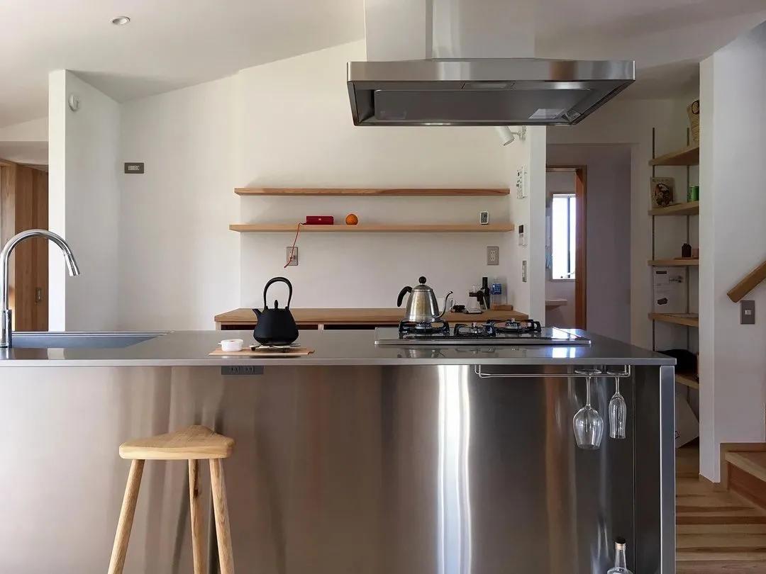 高颜值不锈钢台面橱柜,不锈钢大理石橱柜