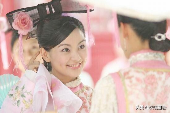 冷宫妃子翻墙出去电视剧,冷宫妃子偷跑出冷宫见到皇上