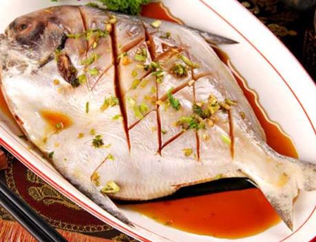 清蒸鲈鱼20元一斤,鲈鱼带鱼金鲳鱼黄花鱼哪个最营养