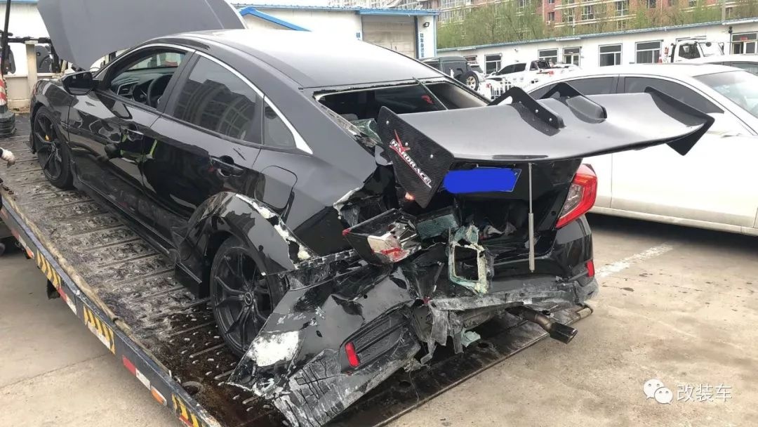 十代思域无损改装音响不改功放,十代思域hatchback红色改装方案