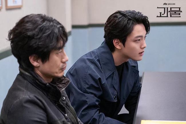 宋仲基被抛弃后又逆袭的电视剧,宋仲基时隔两年回归电视剧