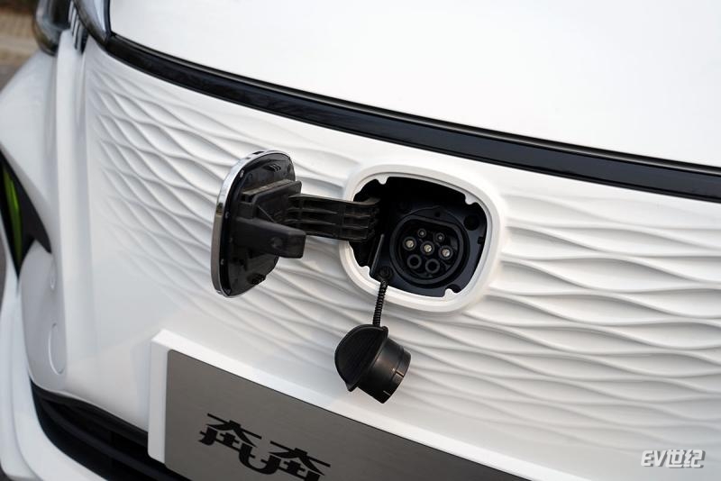 长安奔奔e-star心悦版3.98万试驾,长安奔奔e-star310真实续航