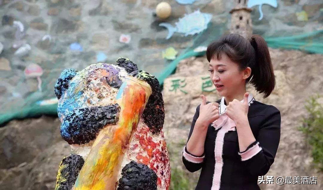 这对夫妻把渔民都嫌弃的破旧石头房，改成3个超美的民宿，美爆了