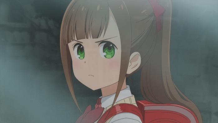 日本小学生的书包为什么很重,日本的小学书包为什么要自己背