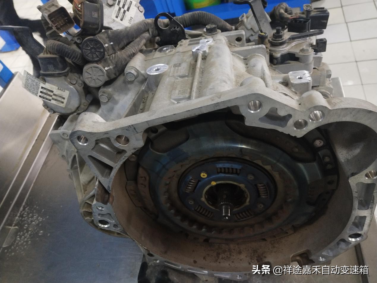 现代途胜变速箱报2挡定位故障,途胜变速箱没有奇数挡维修费用