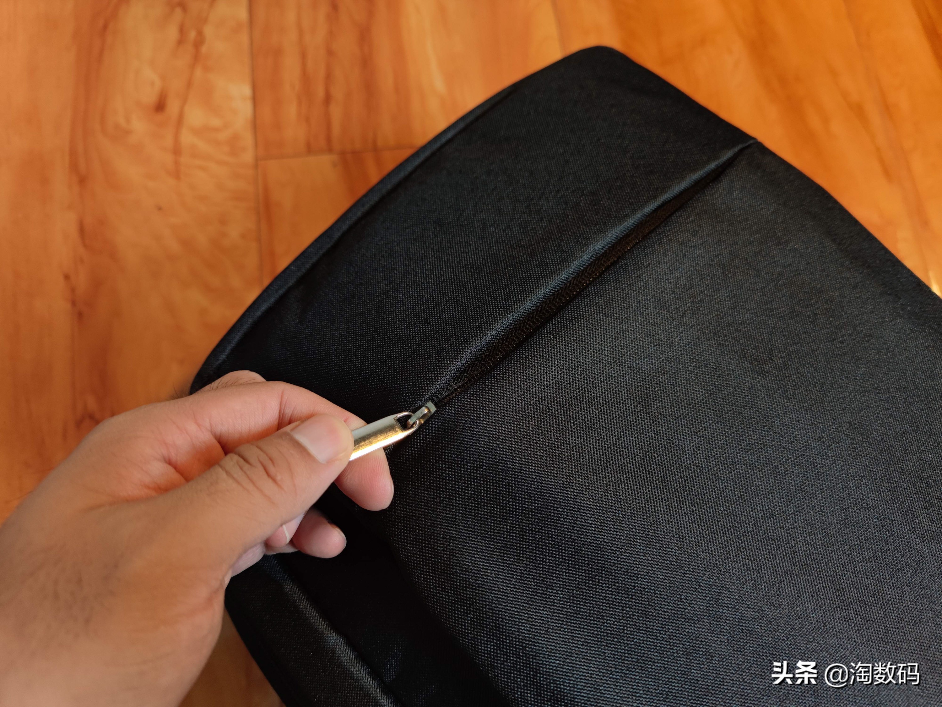 9块9双肩包装载力天花板？廉价国货通勤背包实用性检测+晒单简评