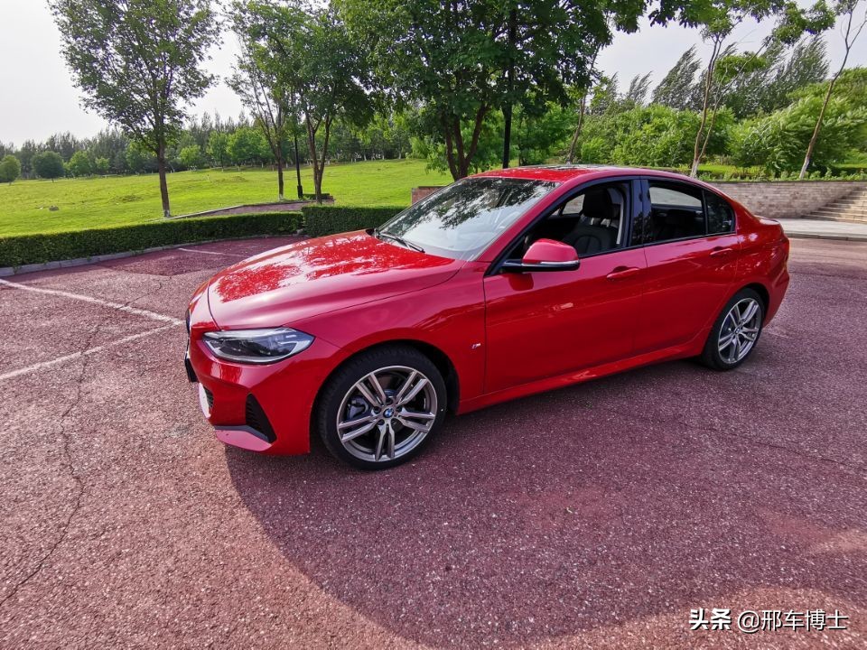 别看Ta尺寸小，照样指哪打哪——邢车博士评测BMW120iM运动套装