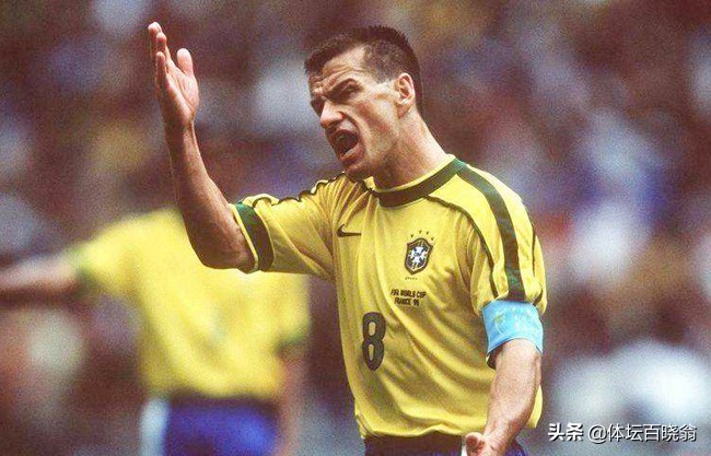 邓加弃用小罗的原因分析,10年世界杯巴西为啥没有大罗