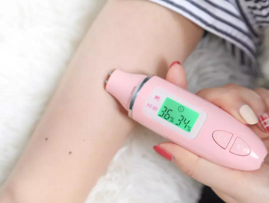 粉底液真实测评网红第一,网红粉底液真实测评