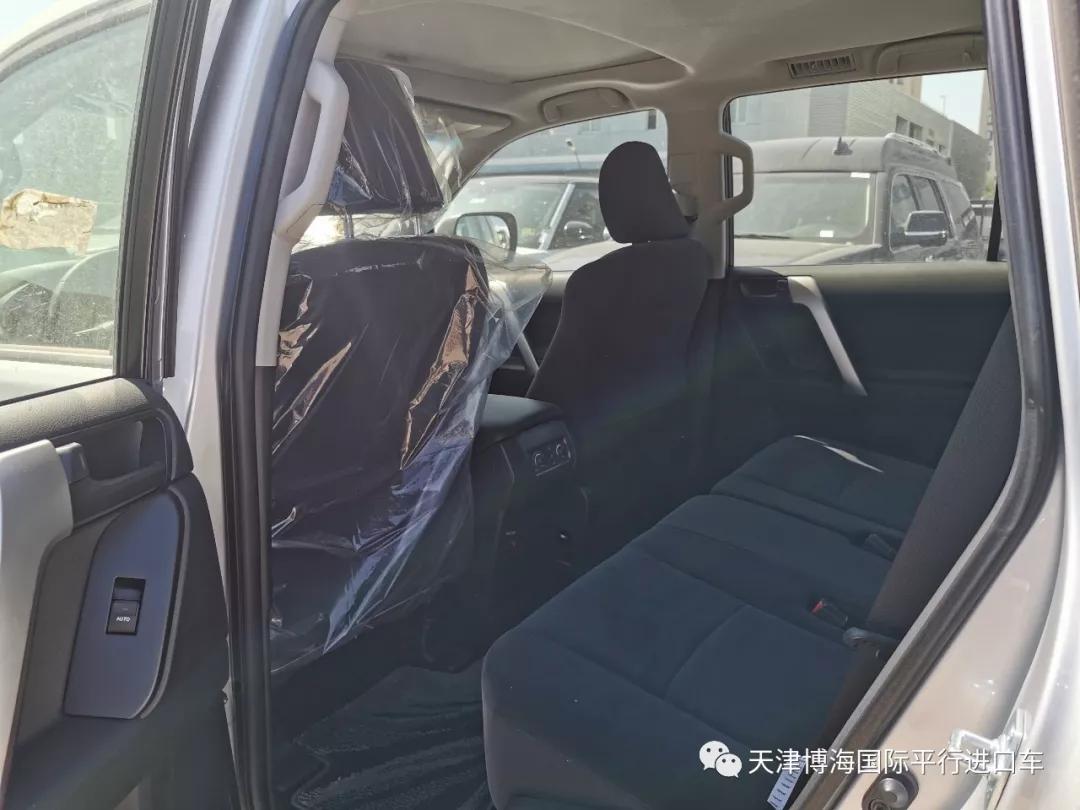 中东霸道2800深度测评,丰田霸道3.0柴油顶配2020款