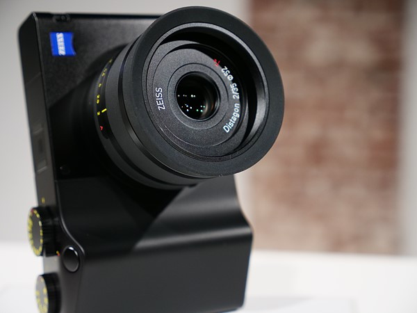 蔡司zx1相机实拍样张欣赏,蔡司相机zx1对比徕卡