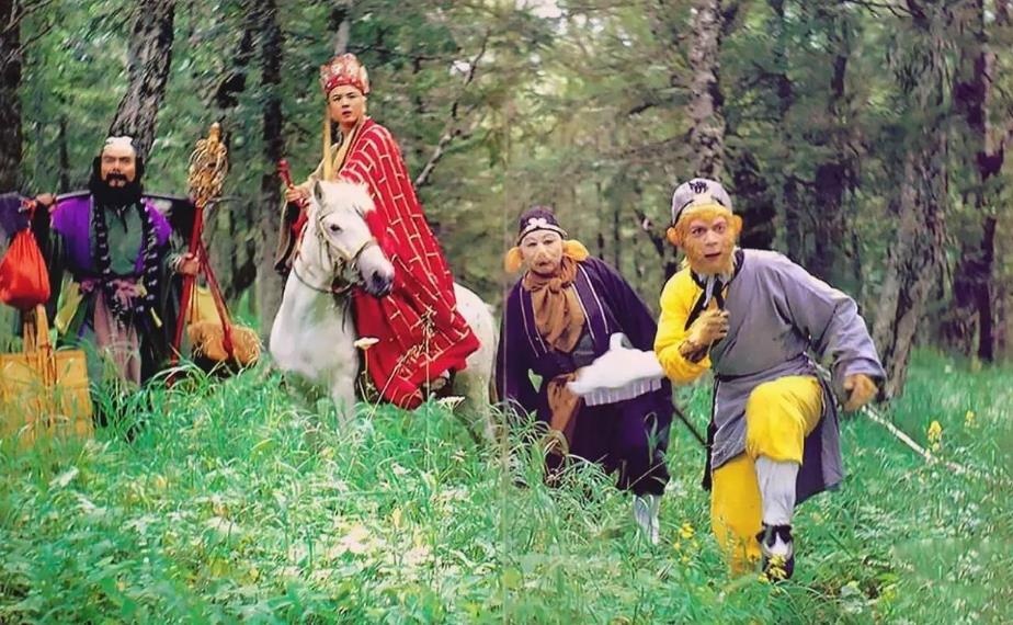 她是观音的长辈,百毒不侵,比如来还厉害