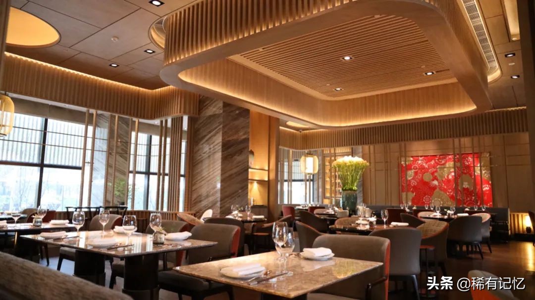 苏州顶奢酒店推荐,在苏州最高酒店住一晚是什么体验
