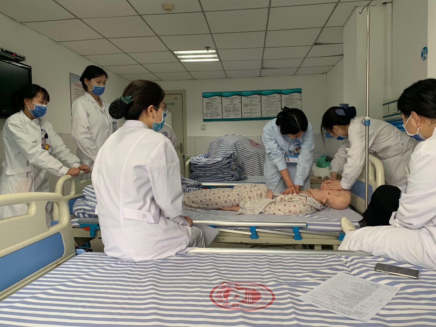 5.12国际护士节，成都神康癫痫医院表彰抗疫优秀医护团队