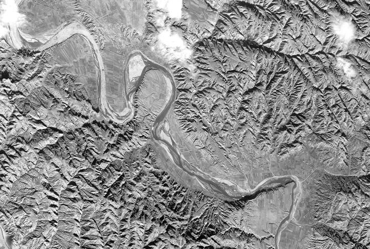 80年代卫星地图高清版哪里下载,查家乡卫星航拍图怎么查