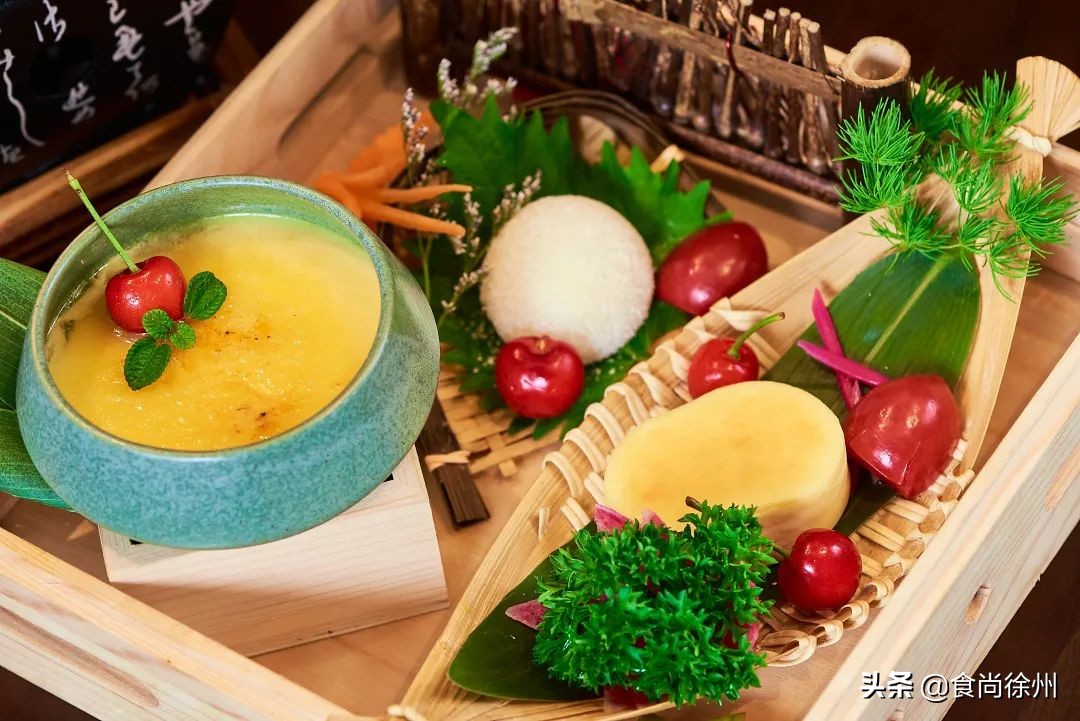 徐州张柏芝一秒到日本?其实正在吃日料,和服免费穿,过足cos瘾