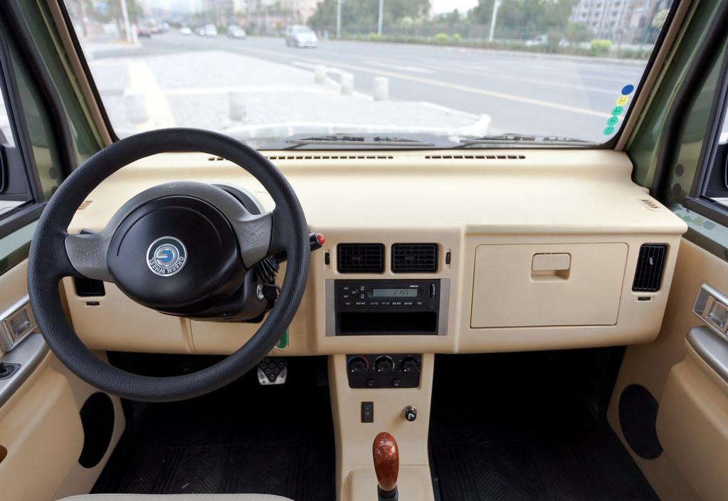 悍马h1军用版泥地涉水越野,悍马涉水能力最强的车多少钱