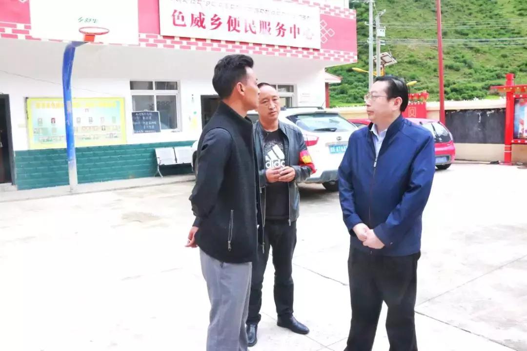 蓝山县领导深入乡镇调研脱贫攻坚,领导调研脱贫攻坚工作