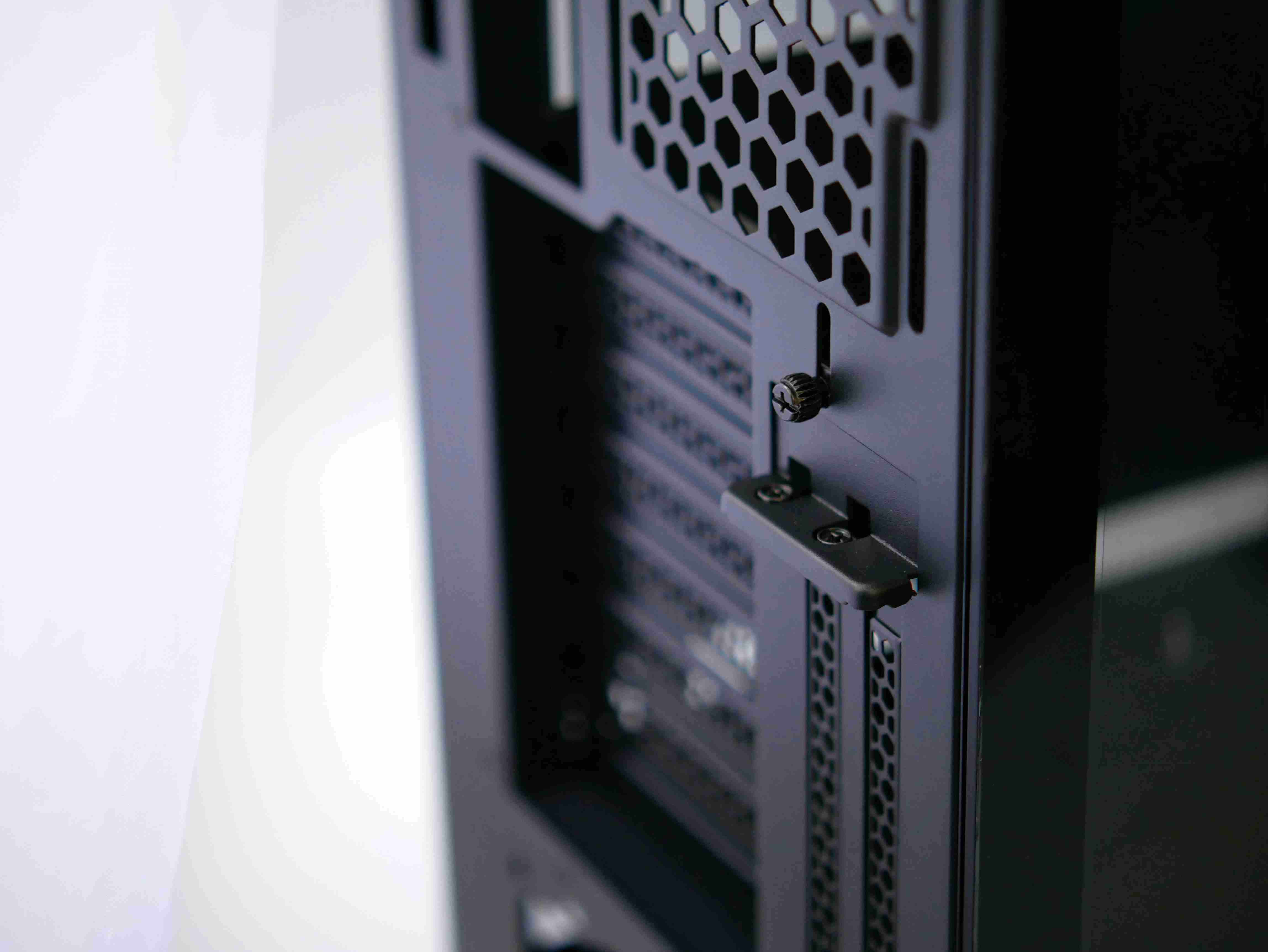 骨伽征服者机箱缺点,骨伽撕裂者机箱好不好