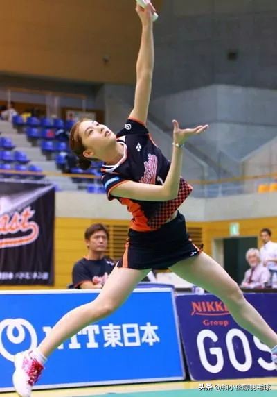 为什么高远球大臂会痛,为什么高远球发不出力