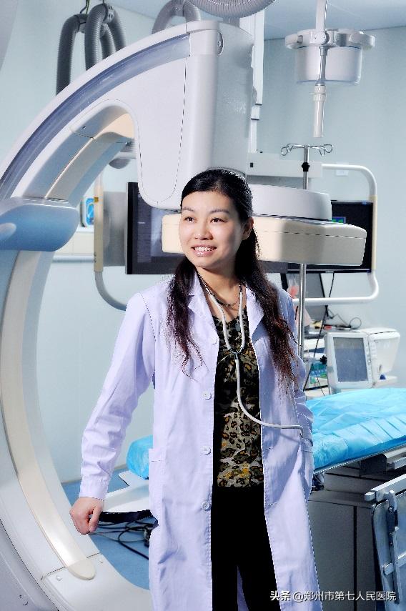 我院应用准分子激光斑块消蚀术成功治疗2例复杂冠脉病变患者