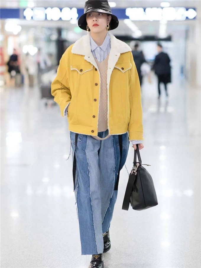 衣柜里必须要有直筒牛仔裤百搭,衣柜牛仔裤款式