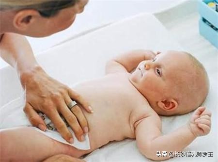 肠胀气哭闹的时候怎么缓解,小孩肠胀气哭闹的时候怎么缓解