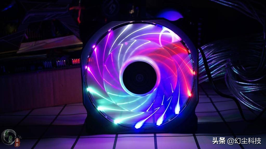 曾经的奢侈品已不再高贵,曾经的高端产品已平民化