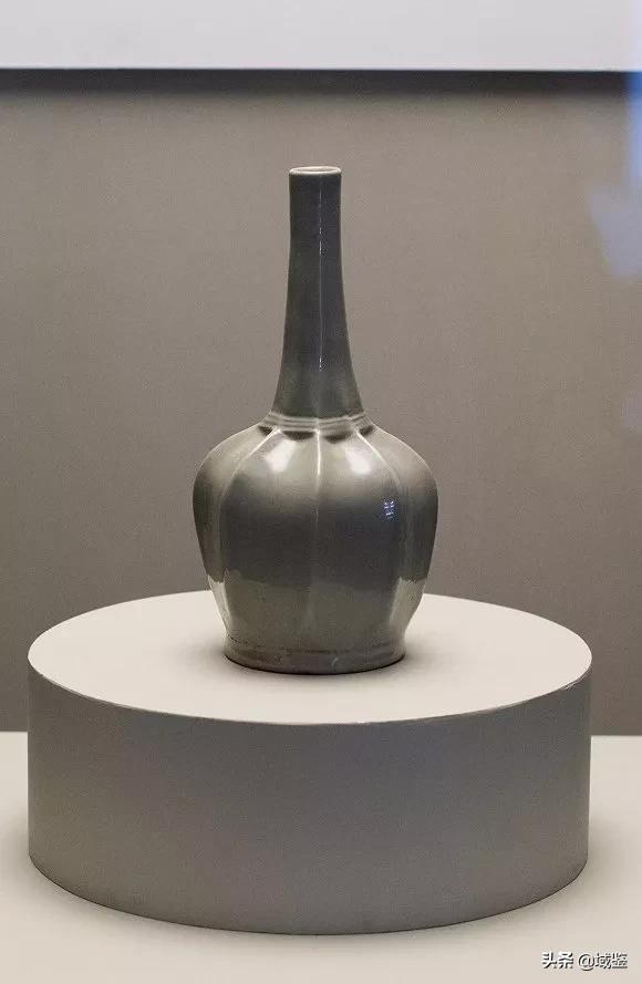 法门寺地宫秘色瓷图片,法门寺地宫出土秘色瓷底部图片