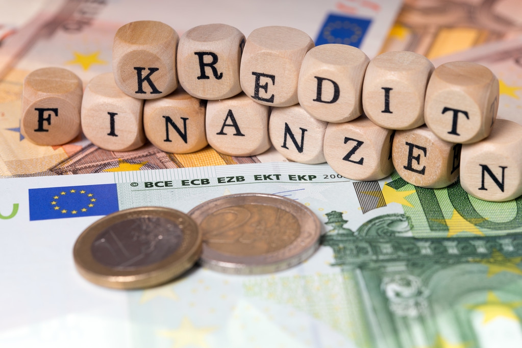 支付宝买基金的正确方法和技巧,买基金在支付宝还是天天基金上