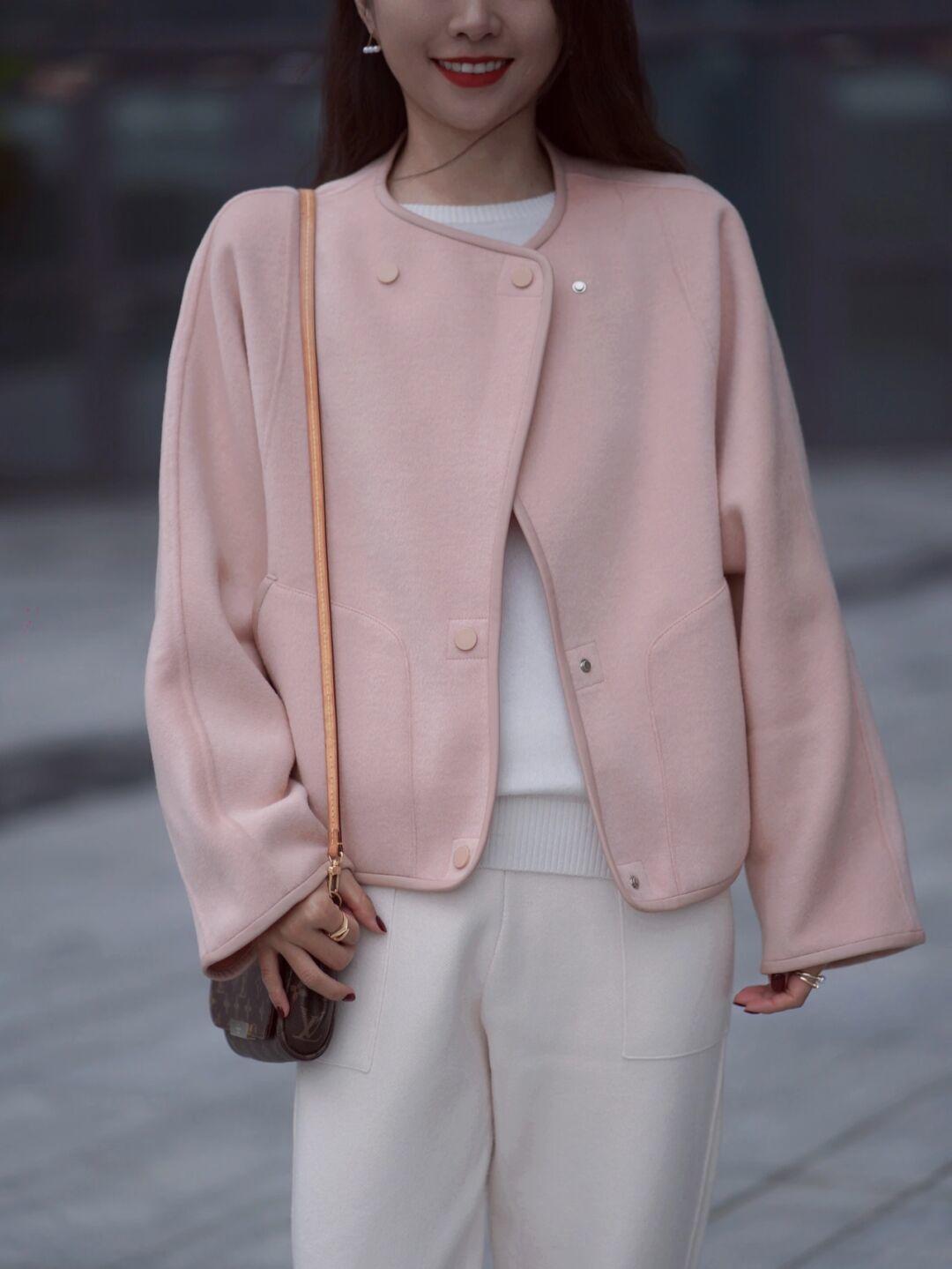 今春穿这4件薄外套好看撩人,这几款外套简单搭配帅气显年轻