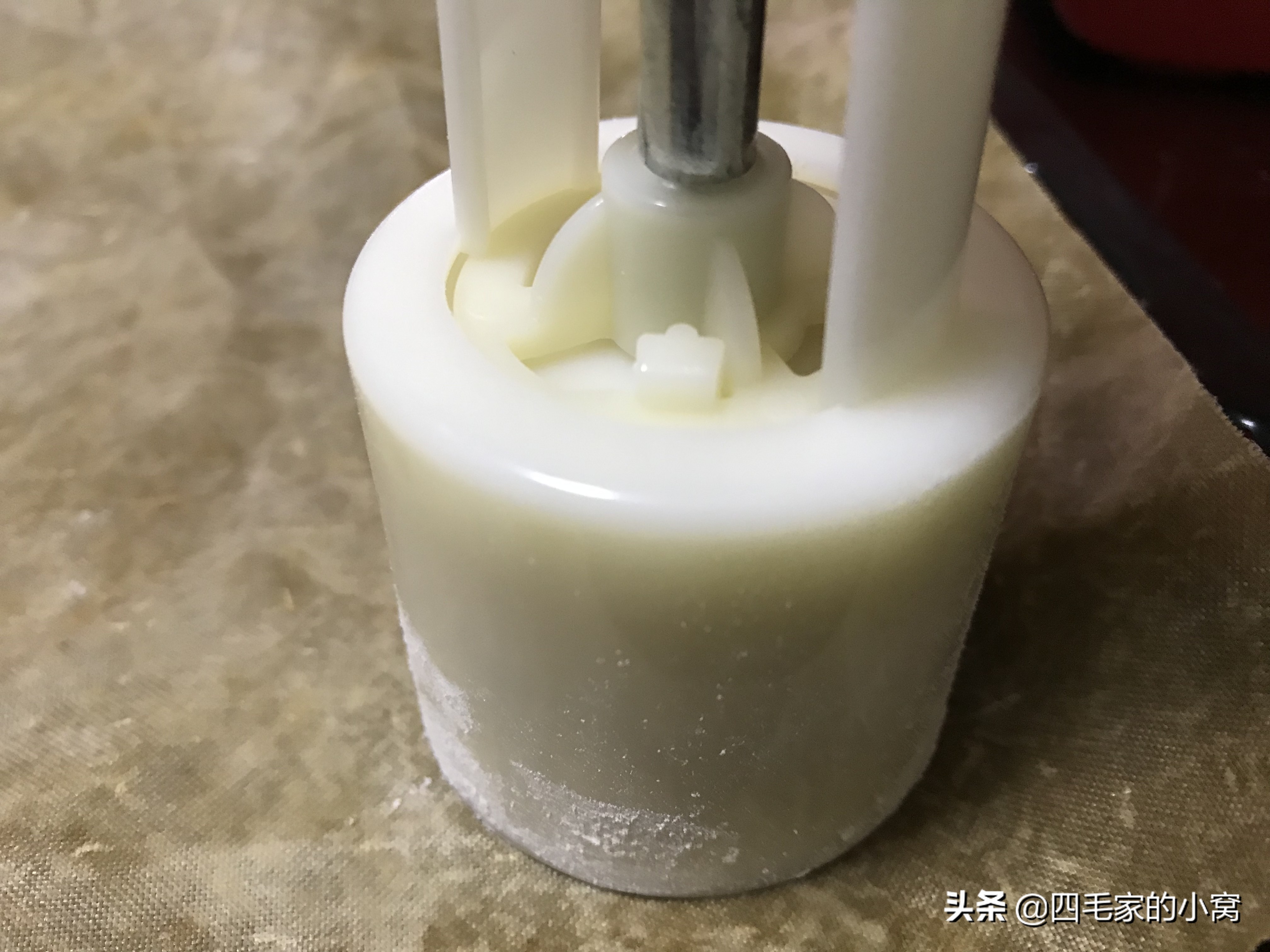 怎样做酥皮月饼最简单的方法,桃酥皮月饼的制作过程视频