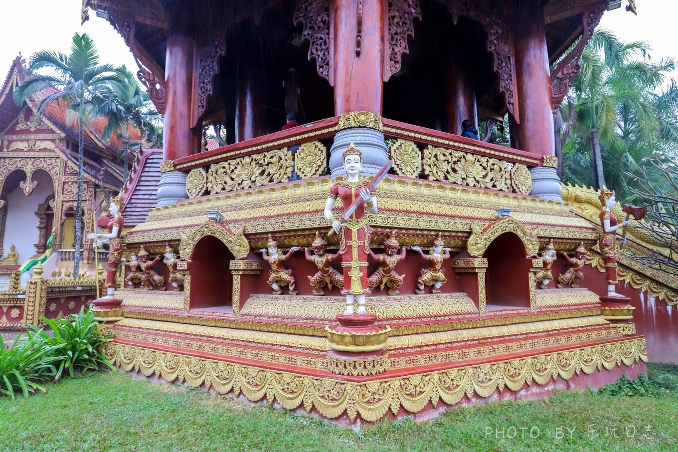 西双版纳傣族吊脚楼美景,西双版纳特色建筑