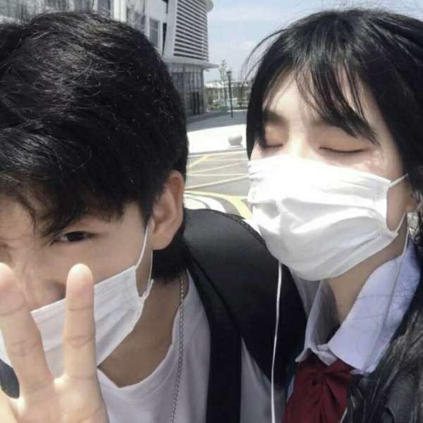 情侣头像青春系真人拥抱,情侣头像原宿风单人