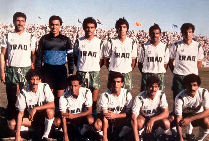伊拉克足球英雄：生于*变政**，活于战争，死于病毒