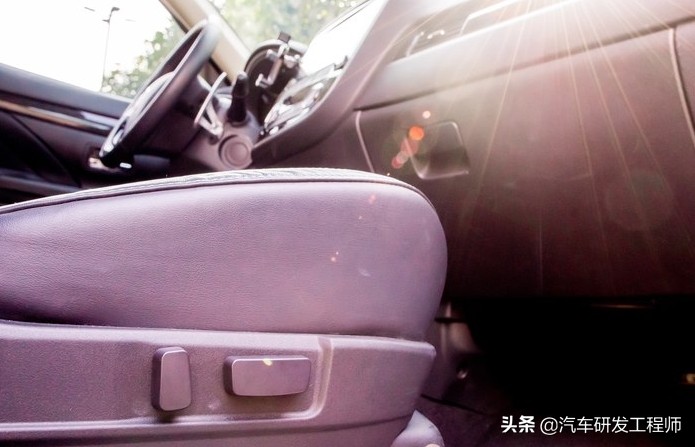 三菱欧蓝德车舒适实用吗,三菱欧蓝德1万公里感受