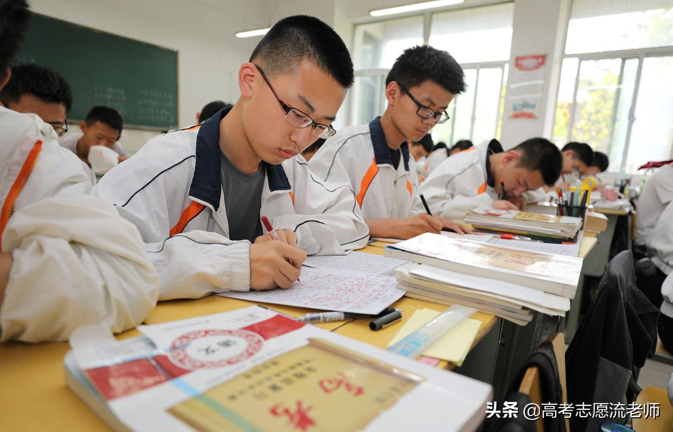 孩子成绩差是读高中还是读职专,学习不好的初中生到职专能学什么