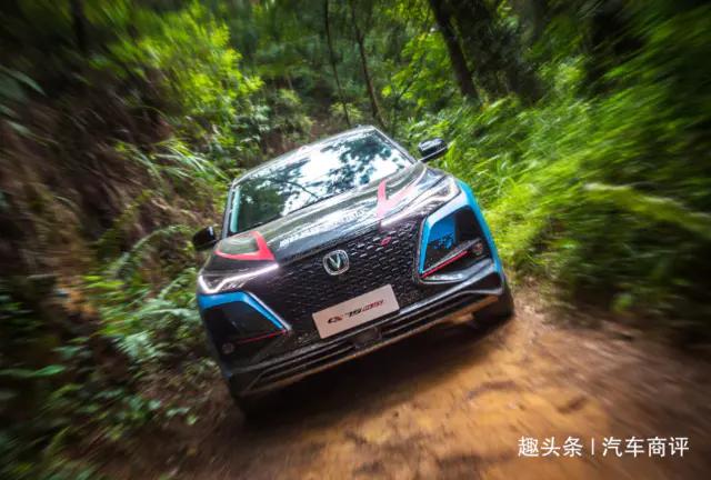 闀垮畨cs75瀵规挒璺檸,闀垮畨cs75plus浜屼唬鎷旀渤姣旇禌