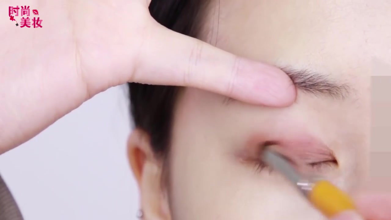 化妆的正确步骤初学者简单视频,化妆技巧初学化妆视频