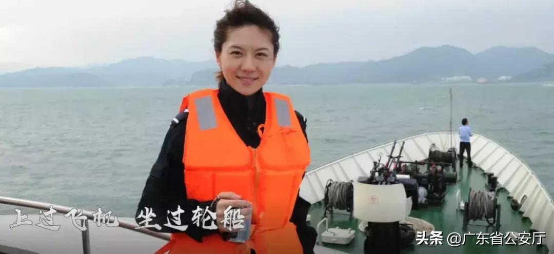 周玮：扛得起摄像机，拿得了话筒的警营宣传兵