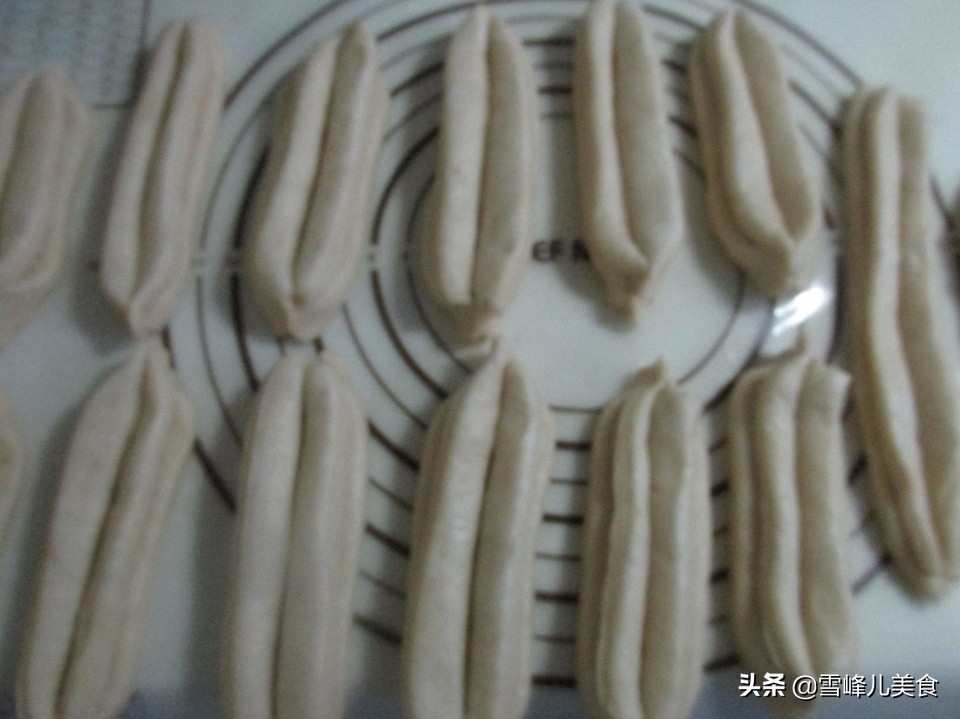 酥脆剂油条怎么炸出来又软又蓬松,油条怎么炸蓬松暄软香脆