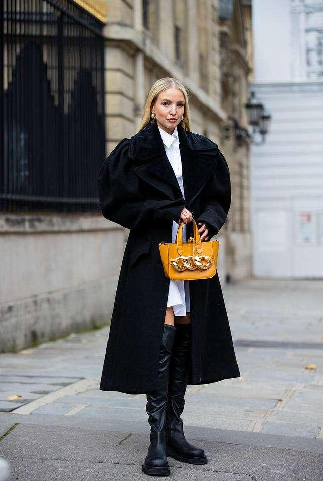 盘点那些火遍全网的潮鞋,中国最火的鞋王