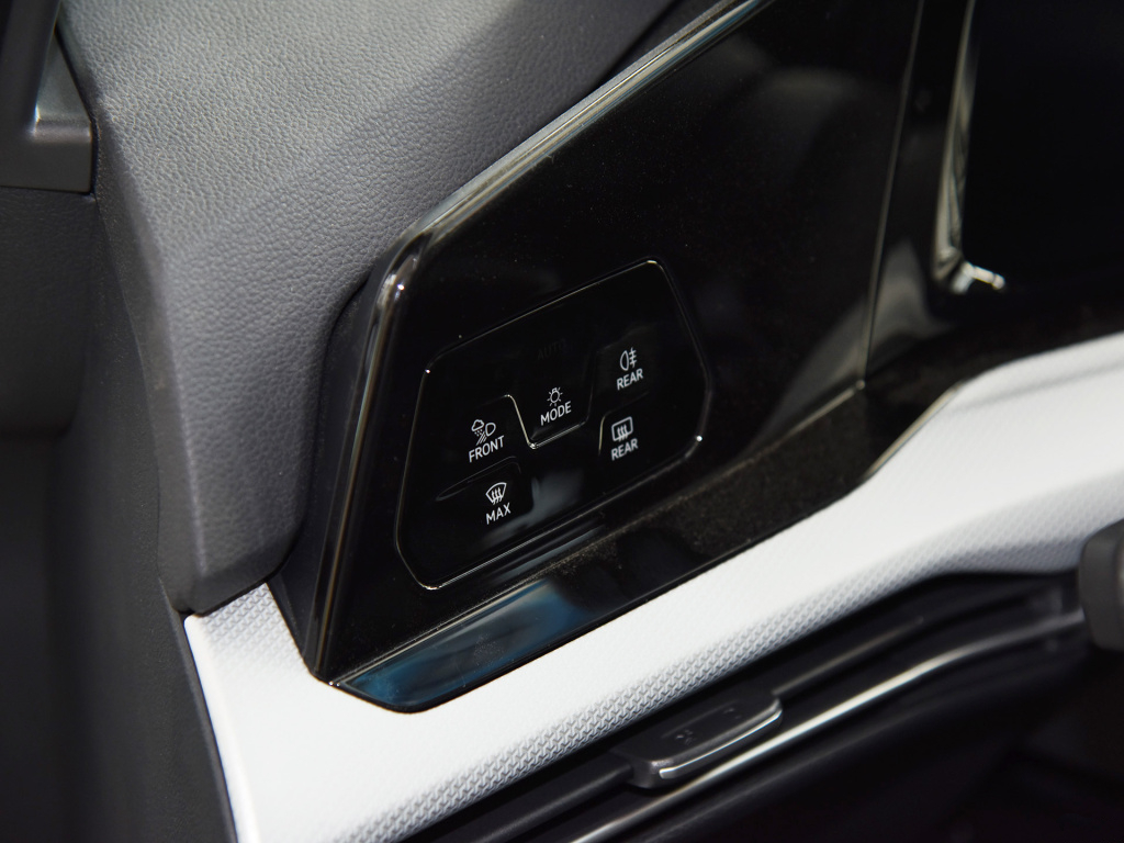 家用高尔夫值得买吗,高尔夫8家用推荐吗