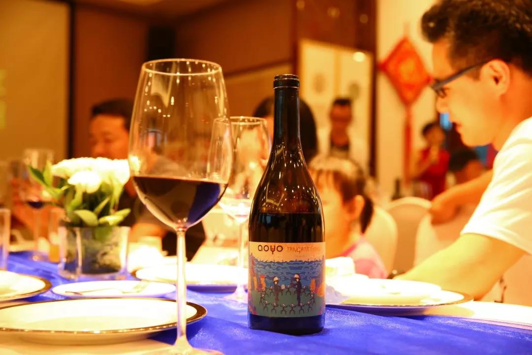 红酒市场的前景如何,红酒行业利润多大合适