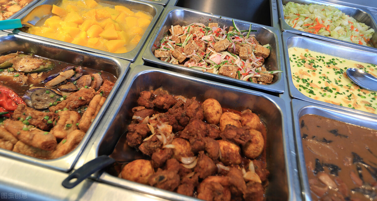 小伙开餐饮店3个月收回300百万,男子加盟餐饮店一个月亏损14万