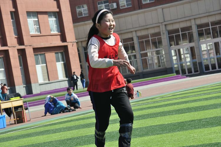 枣庄市建设路小学足球比赛,枣庄薛城区临山小学足球比赛