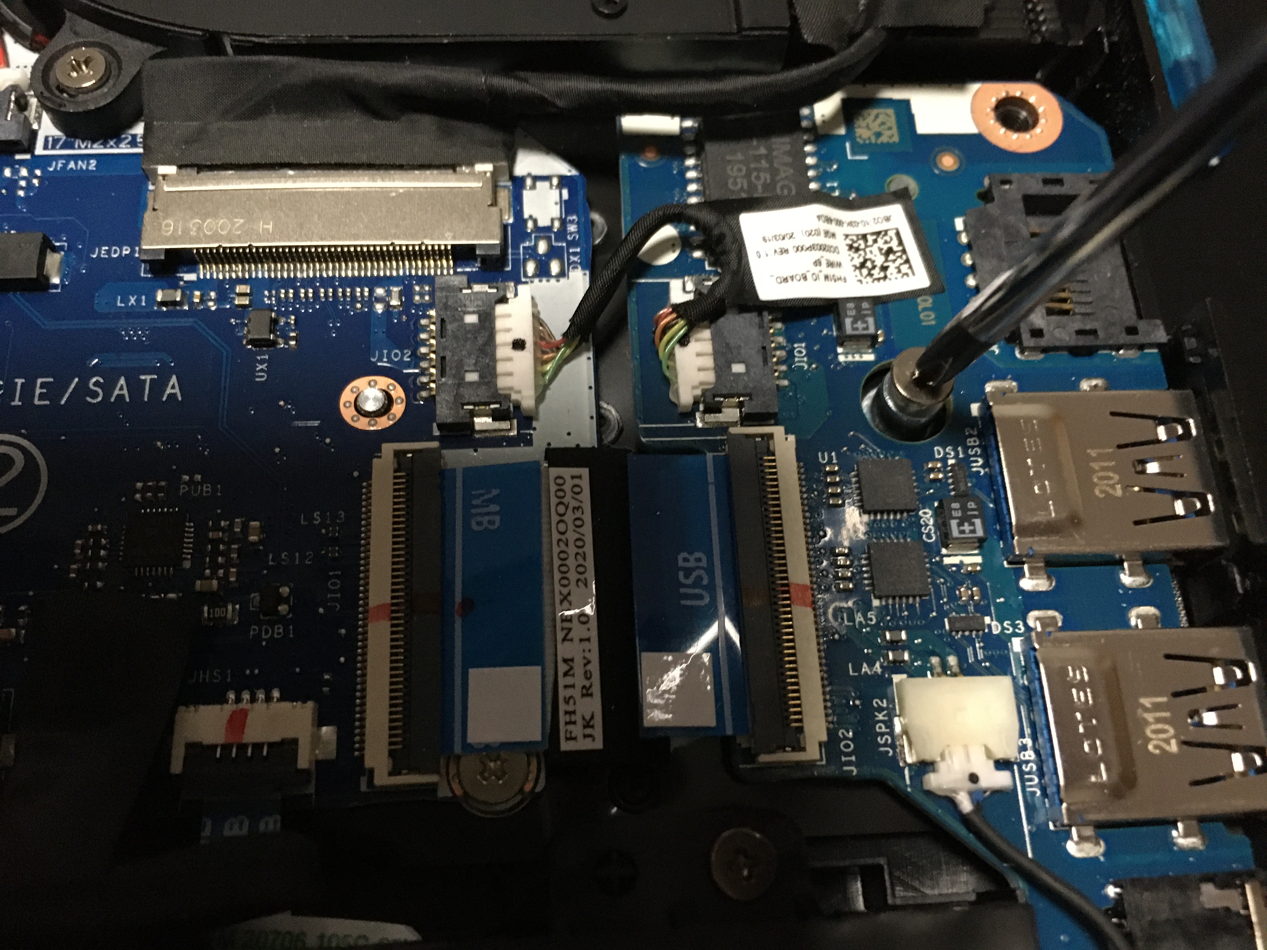 宏碁暗影骑士擎pro用的什么固态,宏碁暗影骑士擎支不支持4.0固态