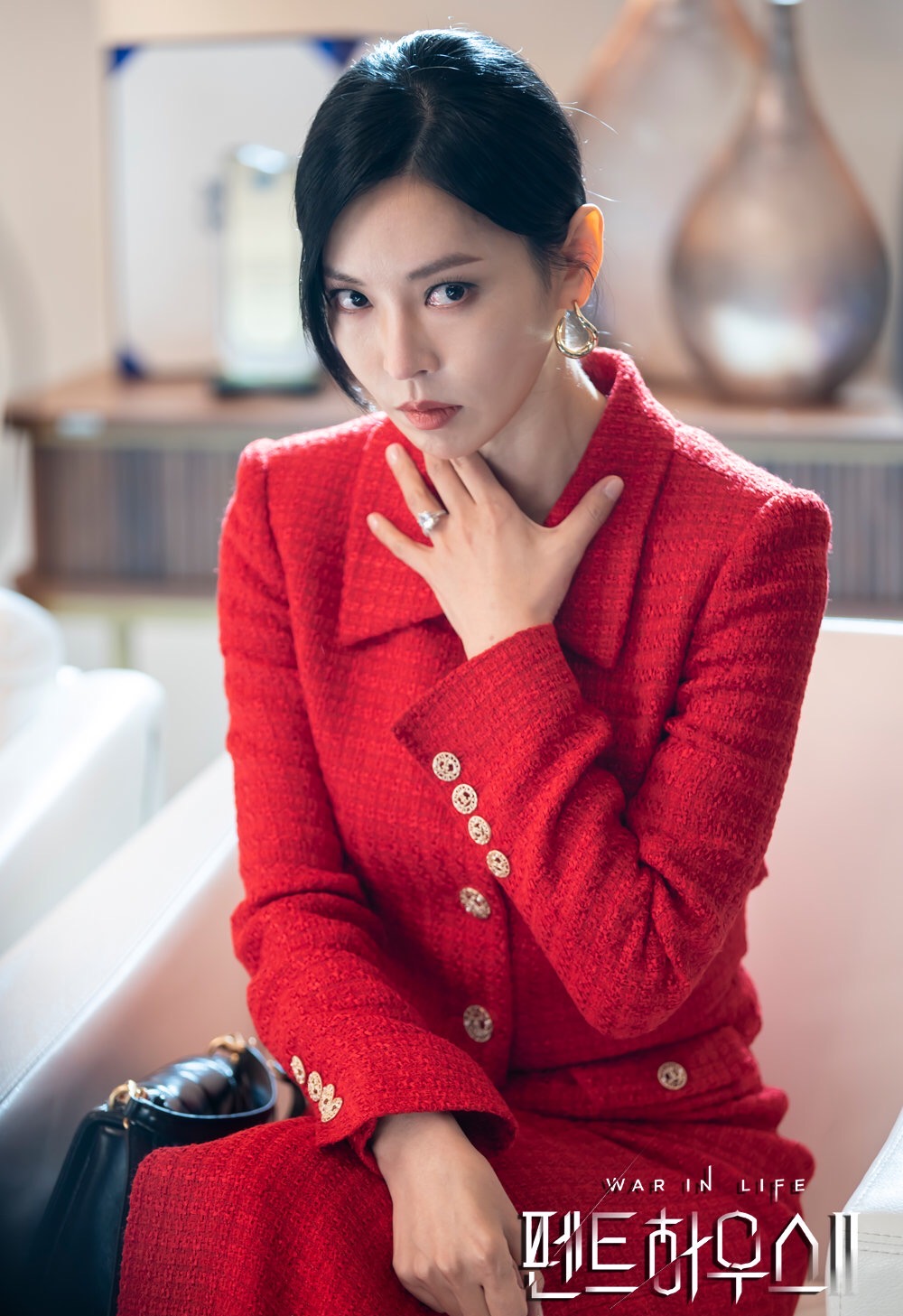 看了《顶楼2》,又发现一个“疯批美人”衣品开挂,每套都超想要