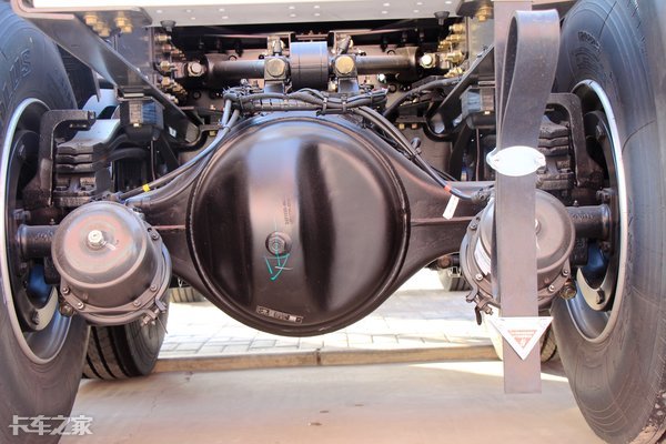 东风天龙旗舰kx纯电动重卡,新款东风天龙kl高顶介绍